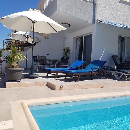 Peaceful Townhouse With Private Pool Near The Sea Apartment Paphos Exterior photo